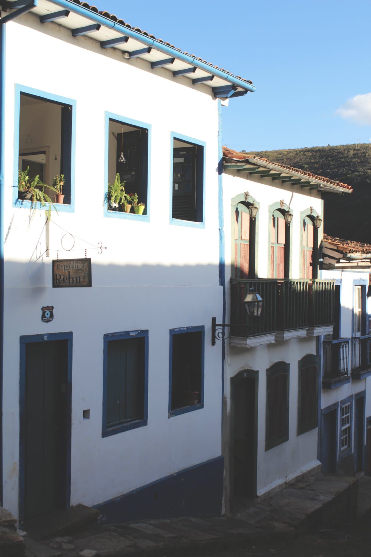 Fachada da República Rebu em Ouro Preto